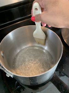 Prevent crystals in boiled sugar