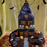 Haunted house cake DIY Cake and Crafts