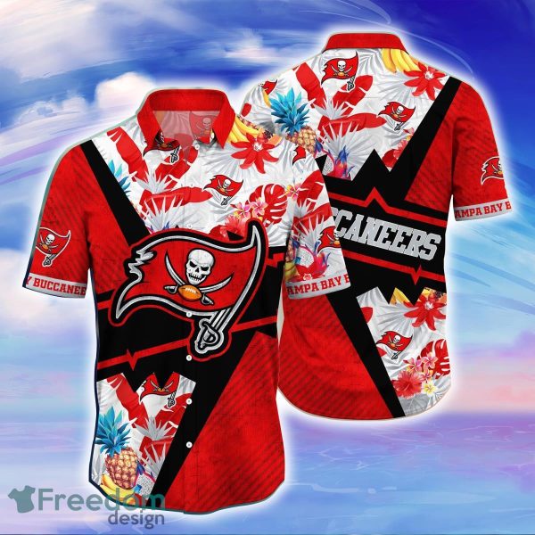 Tampa Bay Buccaneers NFL Flower Hawaiian Shirt Gift For Men Women Fans